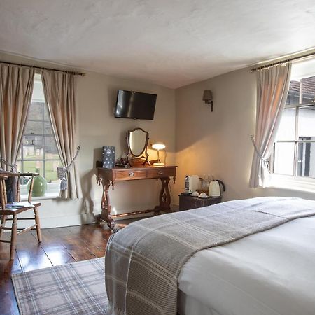 The Running Horses Hotell Mickleham Exteriör bild