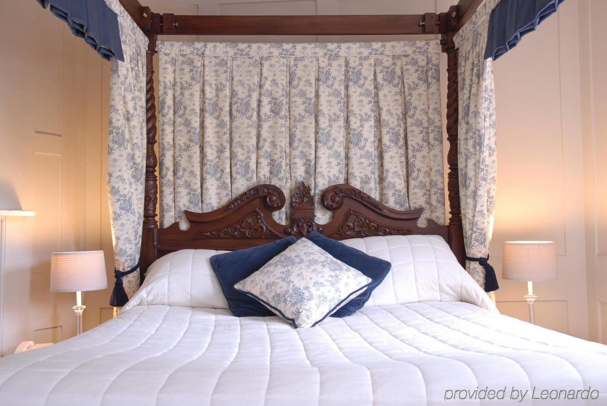 The Running Horses Hotell Mickleham Rum bild
